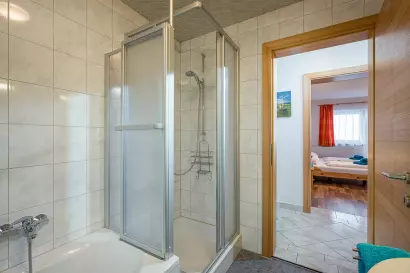 14-Ferienwohnung_Tropper-Floerl_Gerlosberg_bad