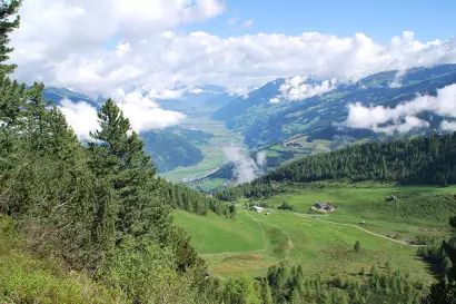 03-Ferienwohnung_Tropper-Floerl_Gerlosberg_ausblick